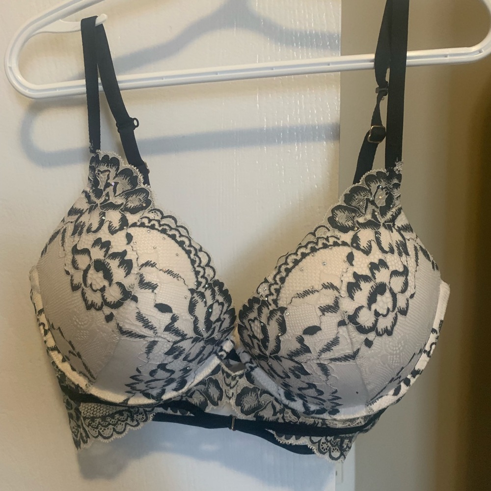 Beyond Sexy Push Up Bra
